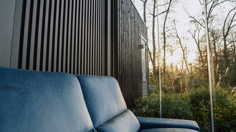 Aluminium wand bij terras in Haarlem voor extra beschutting