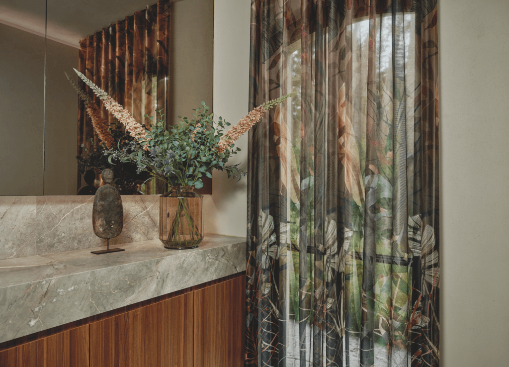 Inbetweens gordijnen voor licht en privacy in Amsterdam