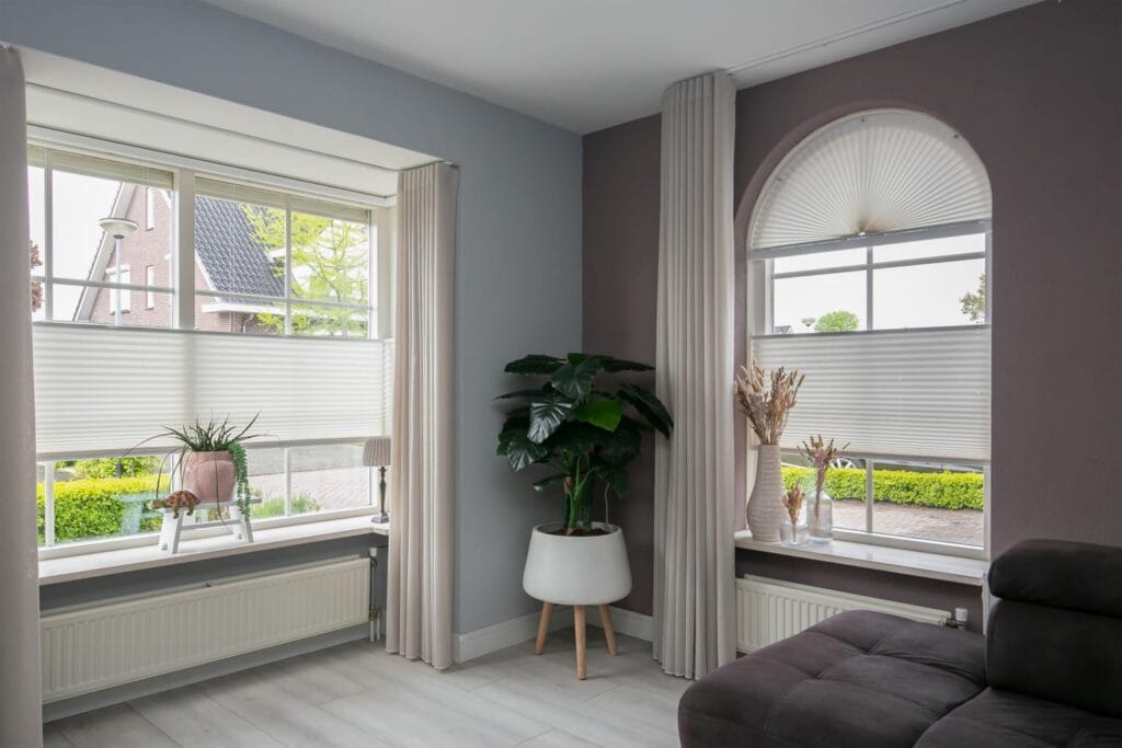 Plissé gordijnen op maat voor moderne woning in Amsterdam