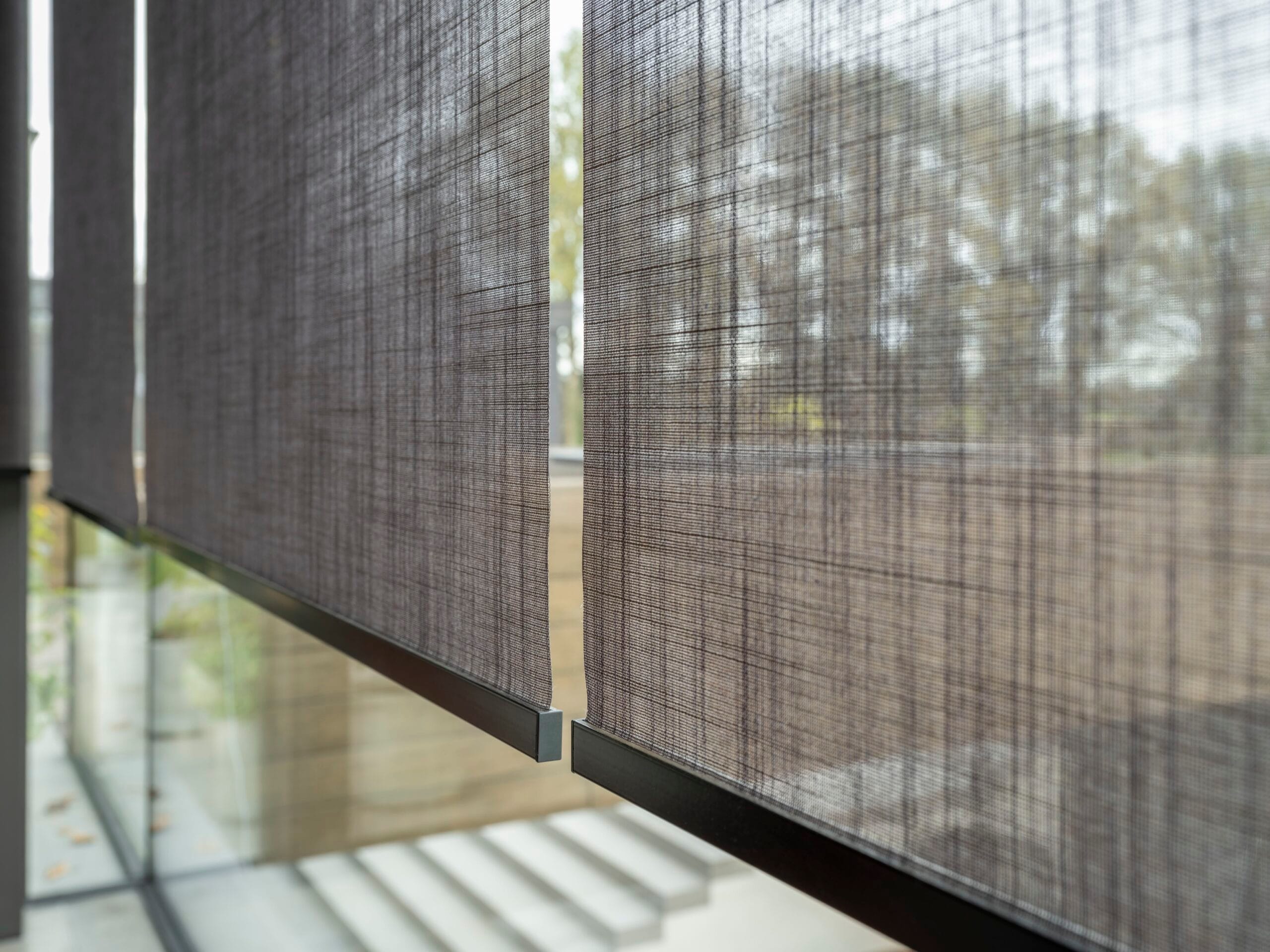 Rolgordijnen voor raamdecoratie in Bussum