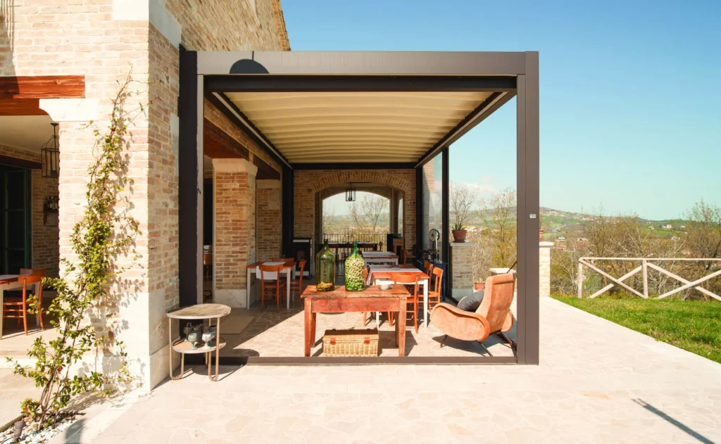 Vouwdak overkapping in Haarlem voor optimaal buitenleven