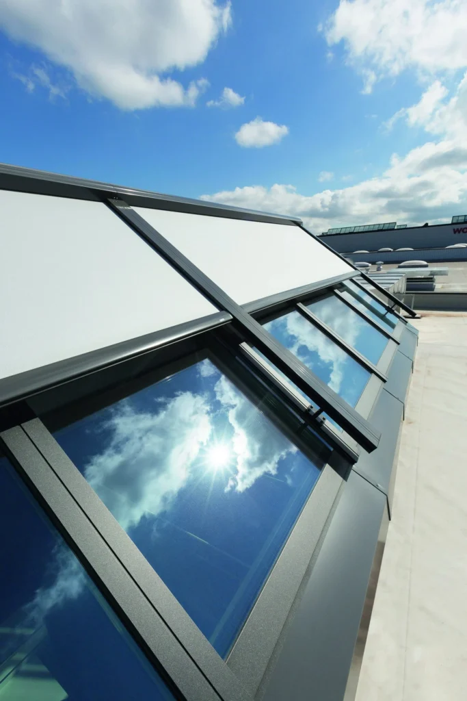 Buiten zonwering voor serre dak in Amstelveen