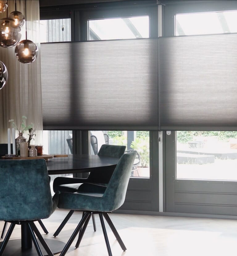 Duette shades op maat voor woning in Amsterdam