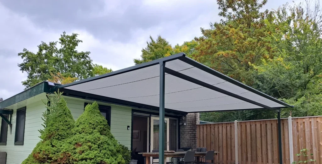 Elektrische pergola met afstandsbediening in Amsterdam