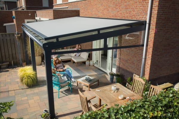 serrezonwering voor veranda bij woning in Haarlem